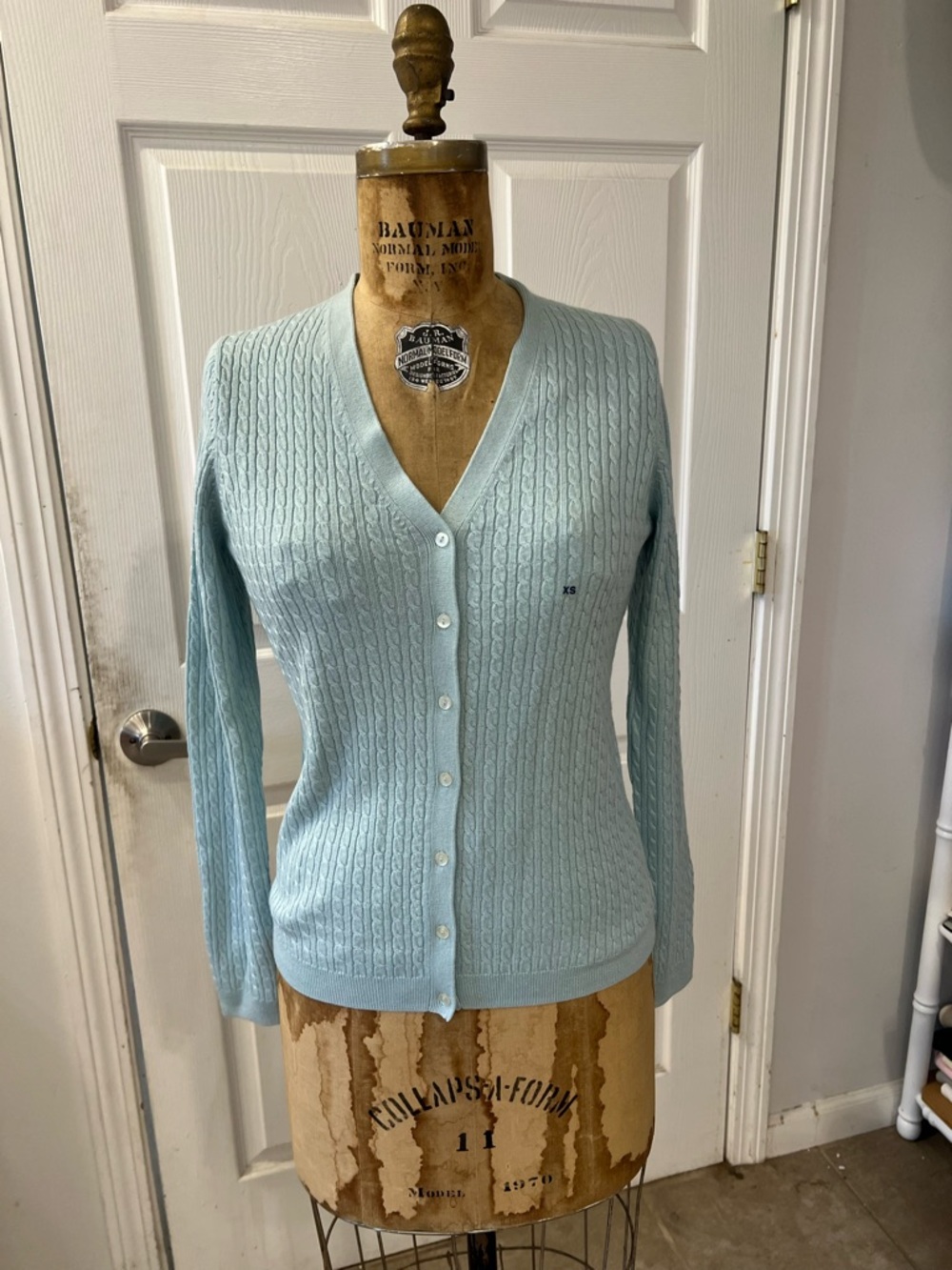 Brooks Brothers silk and cashmere Pale Blue Cable Knit V-Neck Button Cardigan